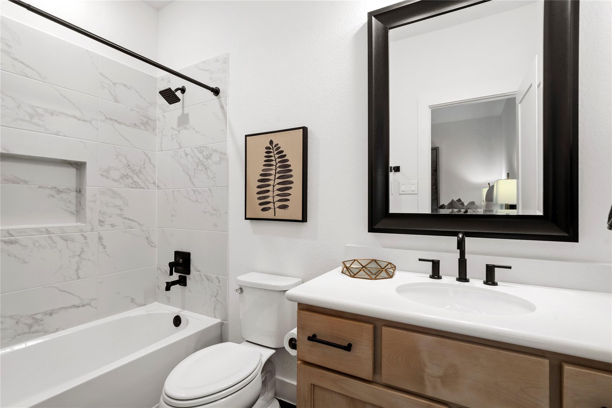 10414 Fountain Shore Drive