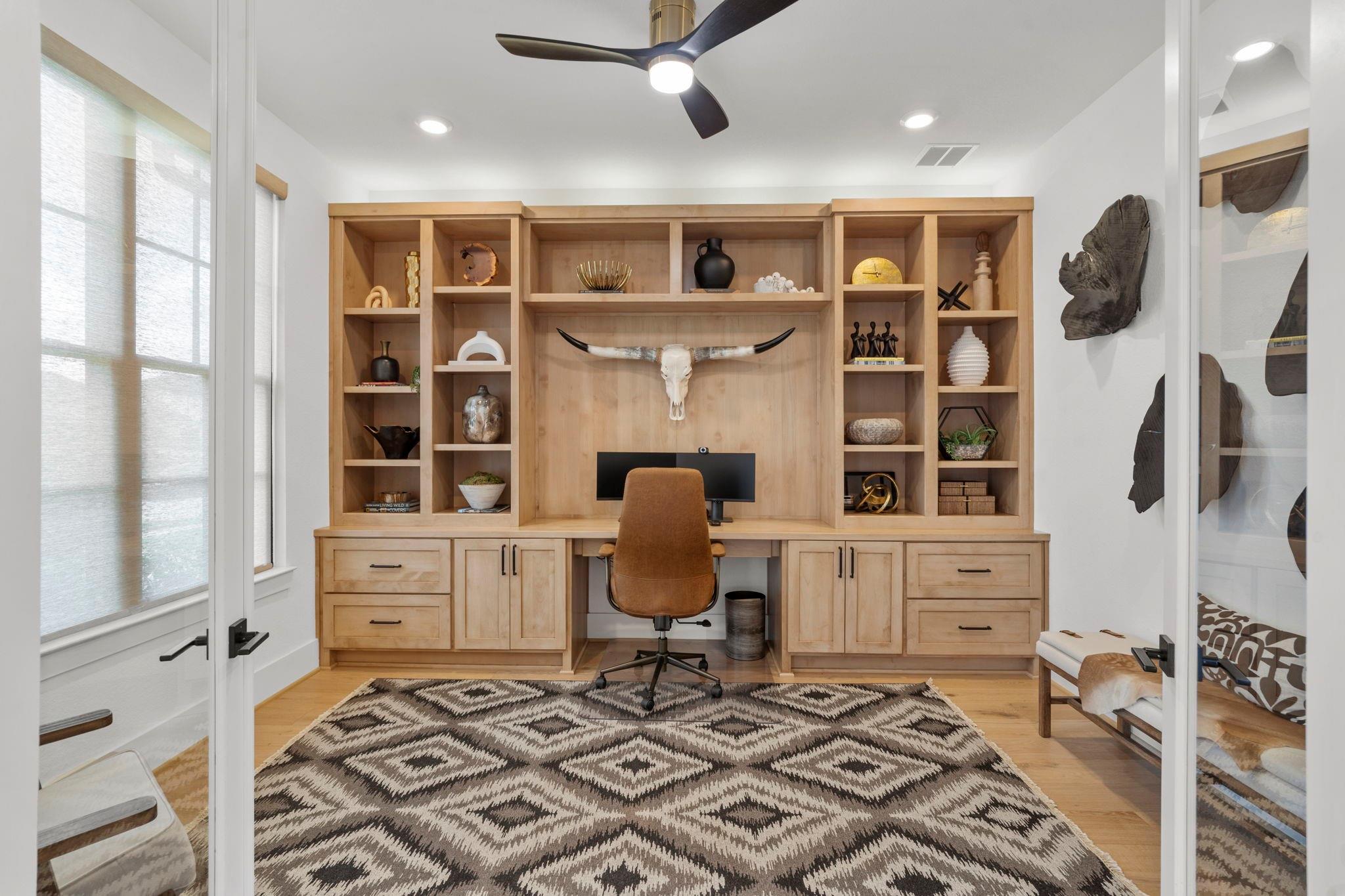 10414 Fountain Shore Drive