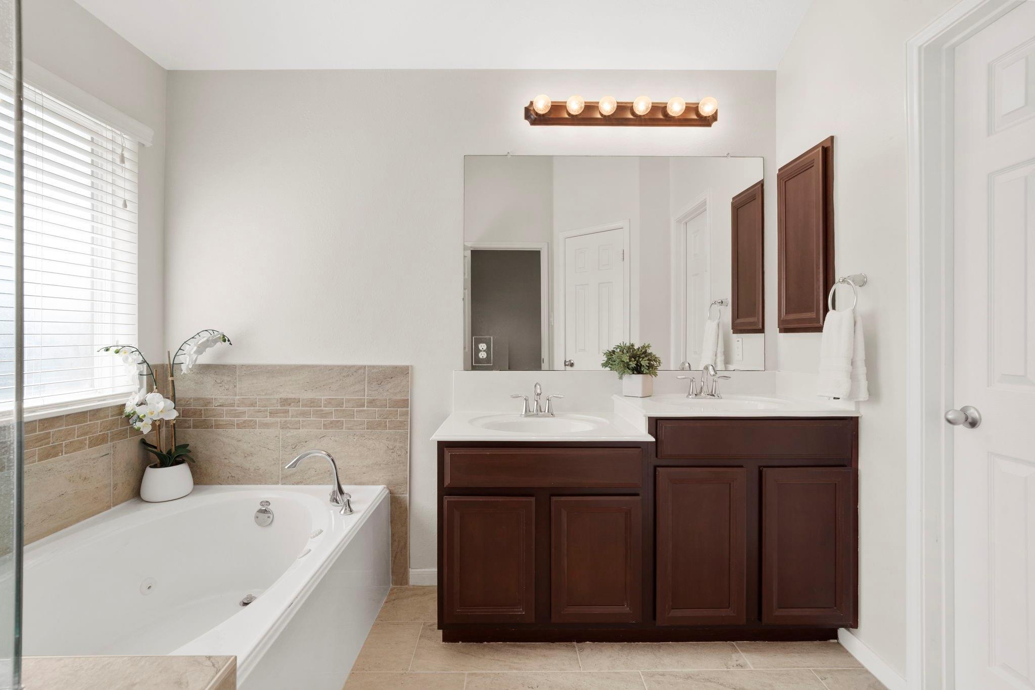 11514 English Rose Trail