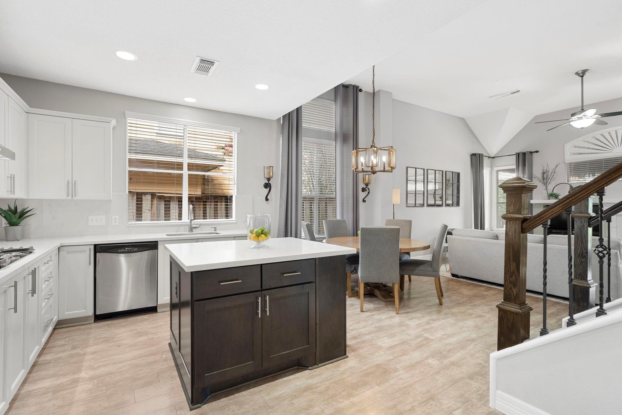 3423 Velasco Court