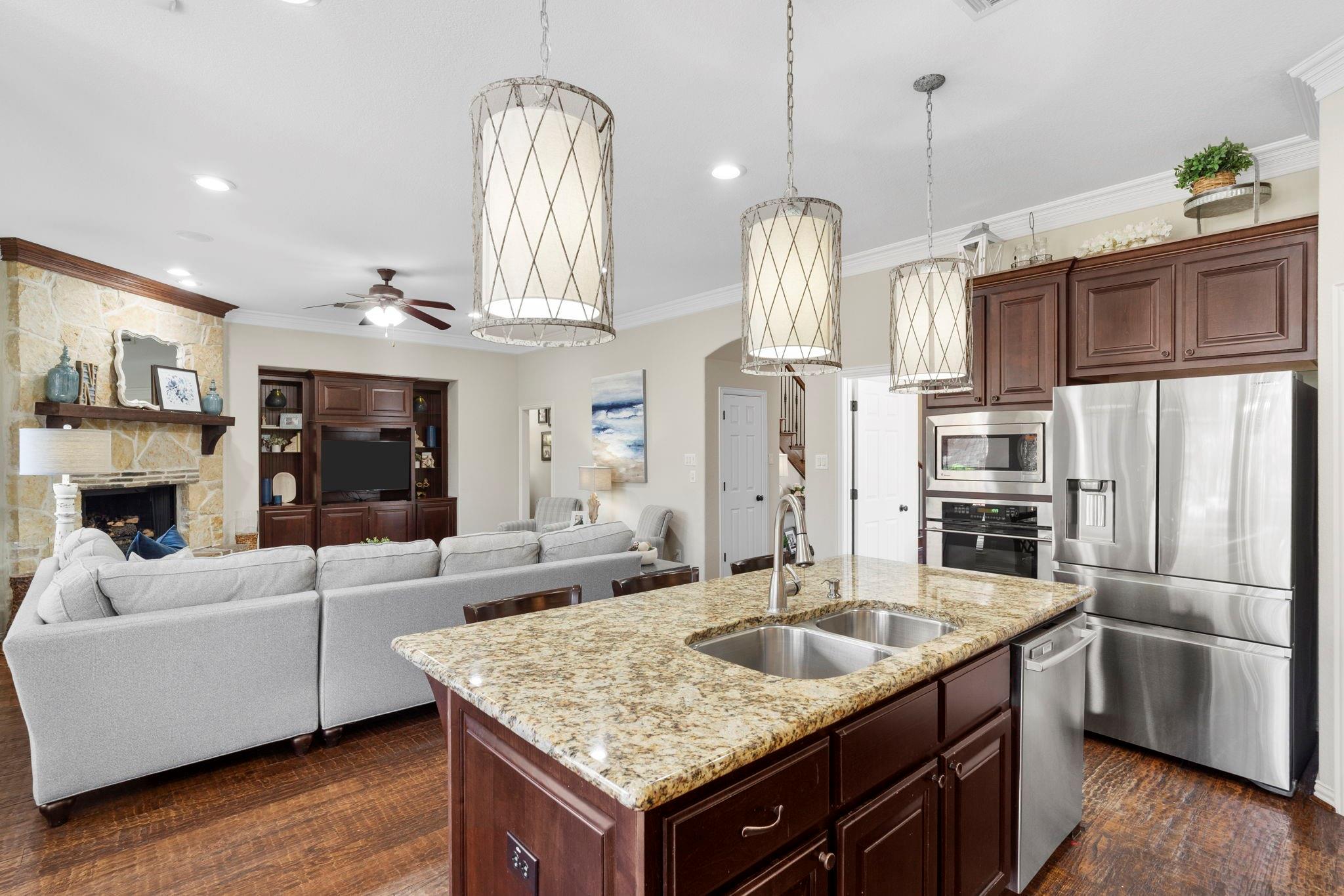 8406 French Quarter Lane