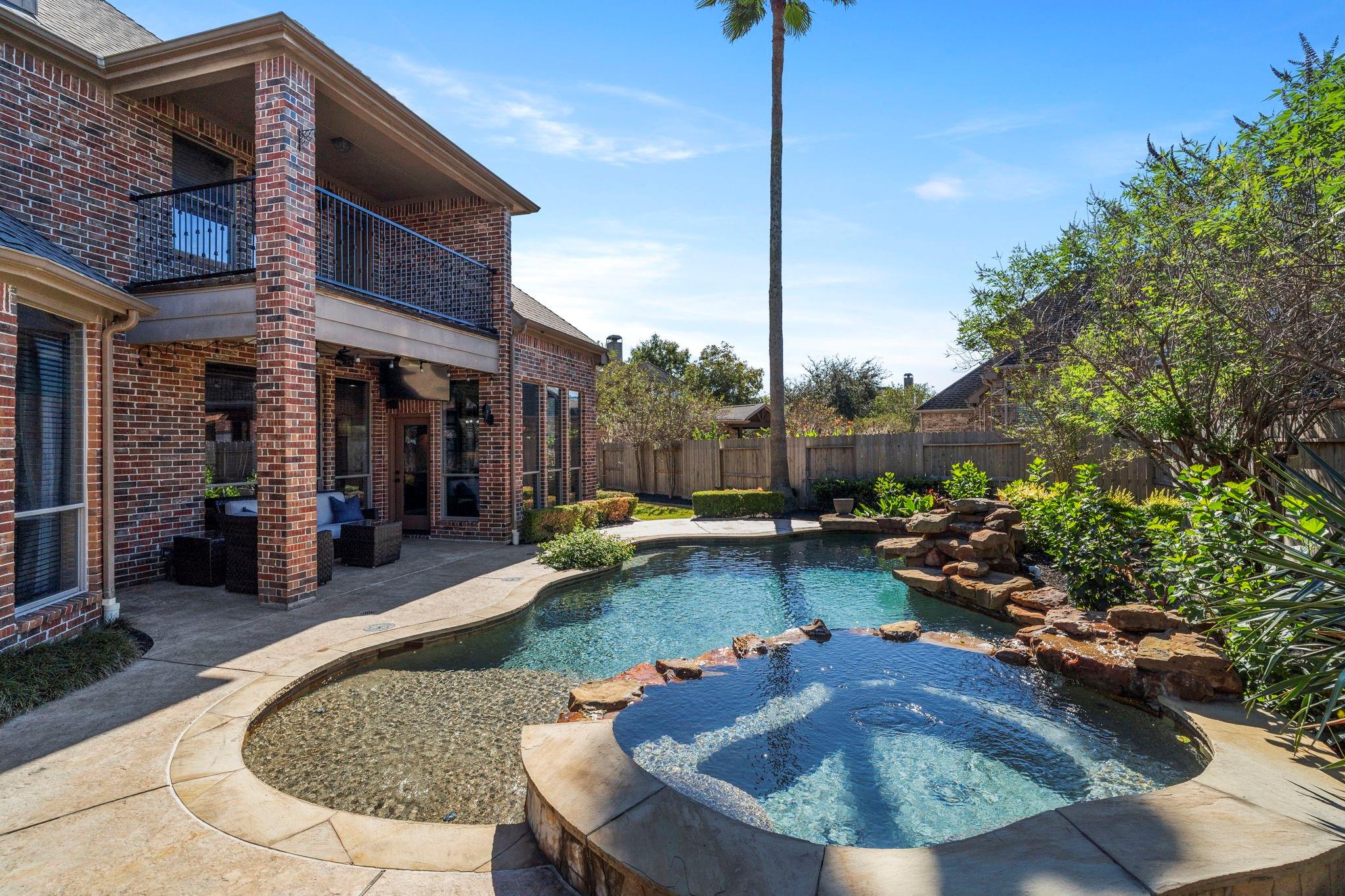 8406 French Quarter Lane