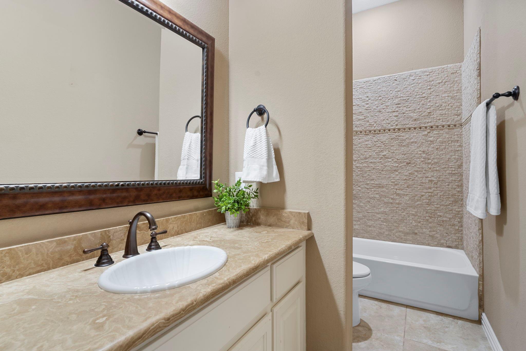 8406 French Quarter Lane