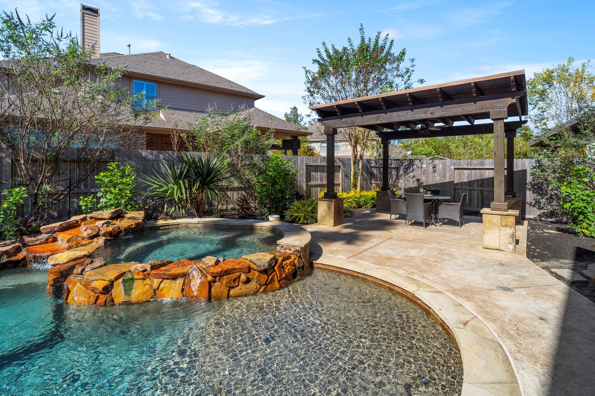 8406 French Quarter Lane