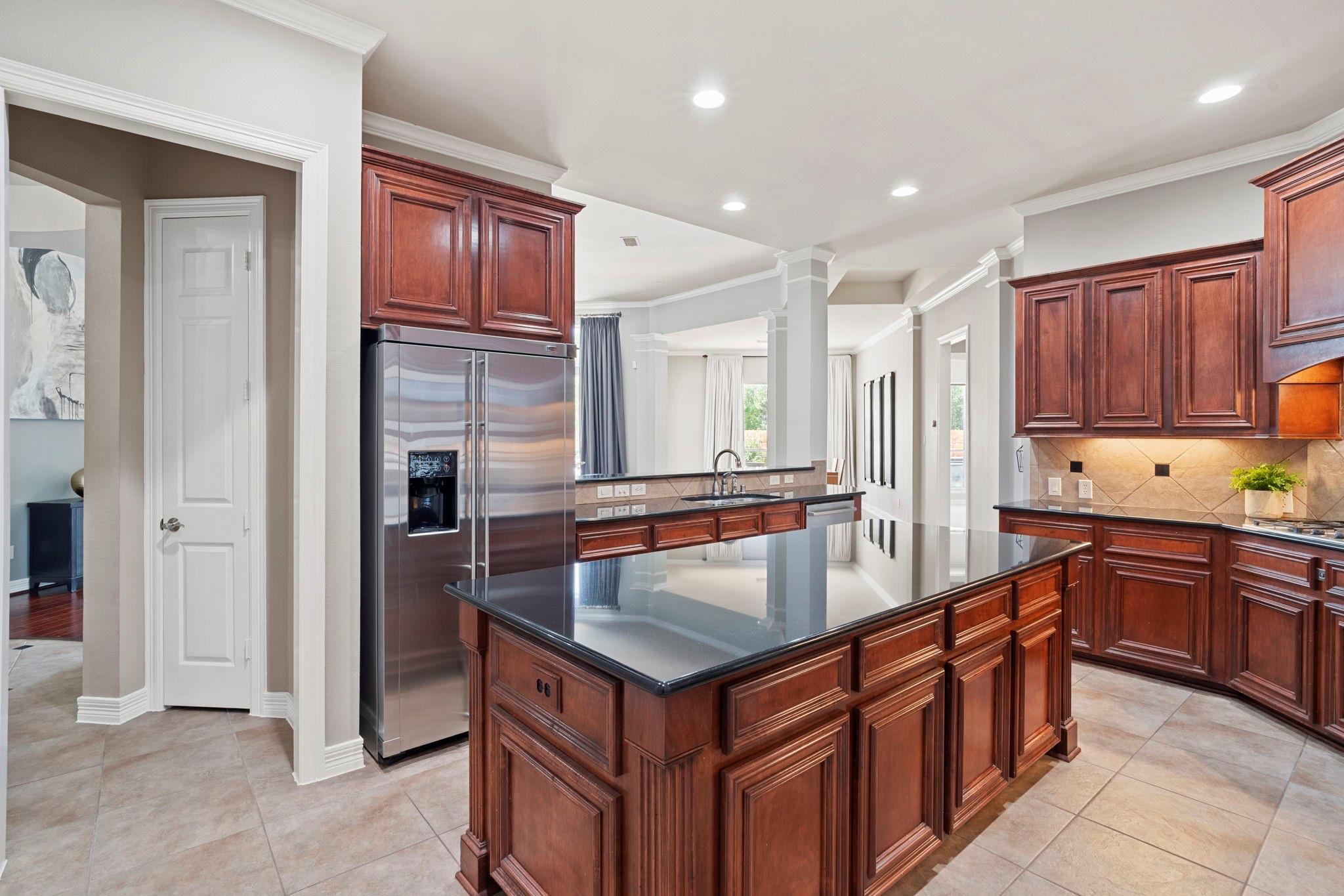 8403 Cape Henry