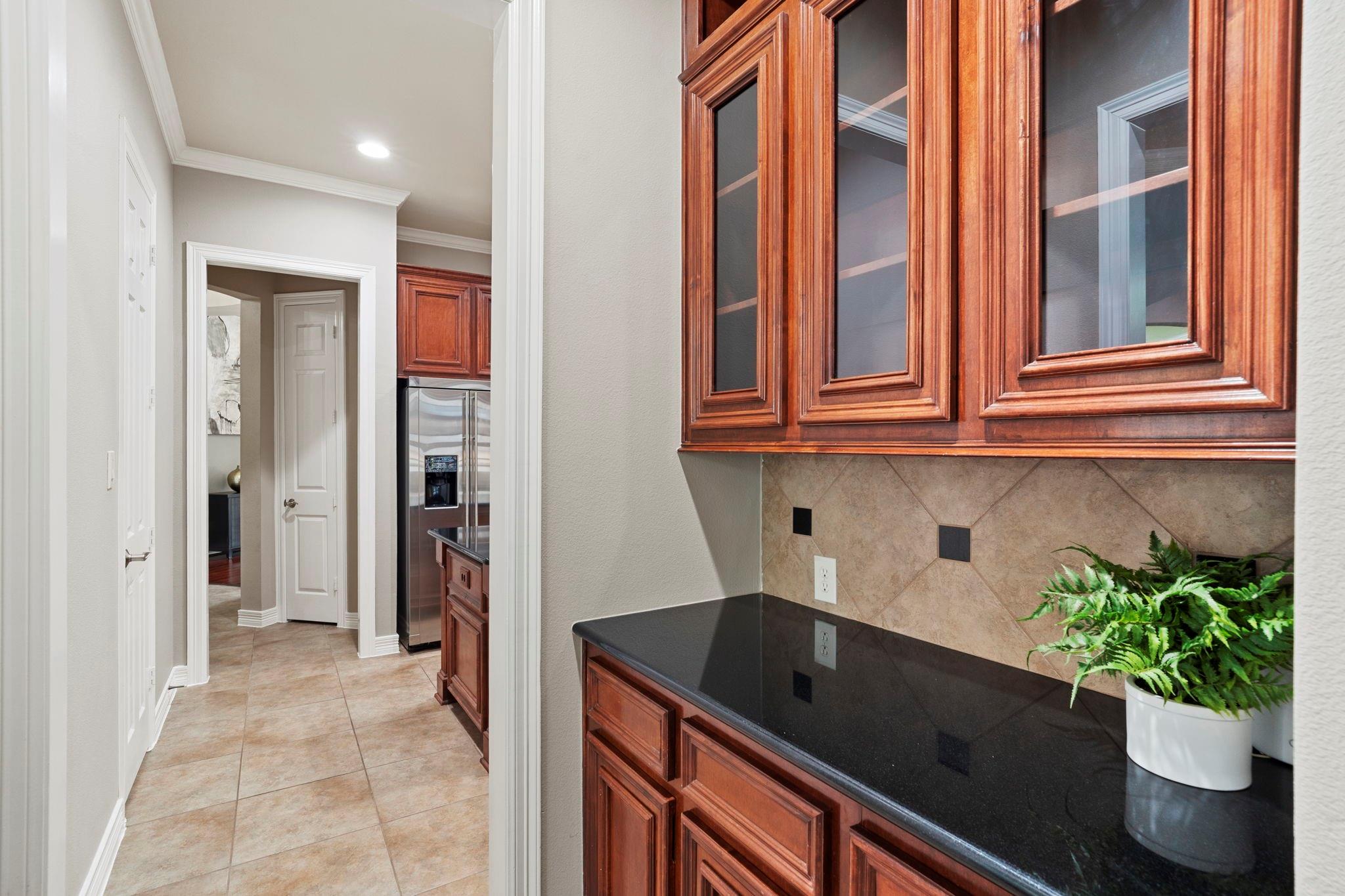 8403 Cape Henry