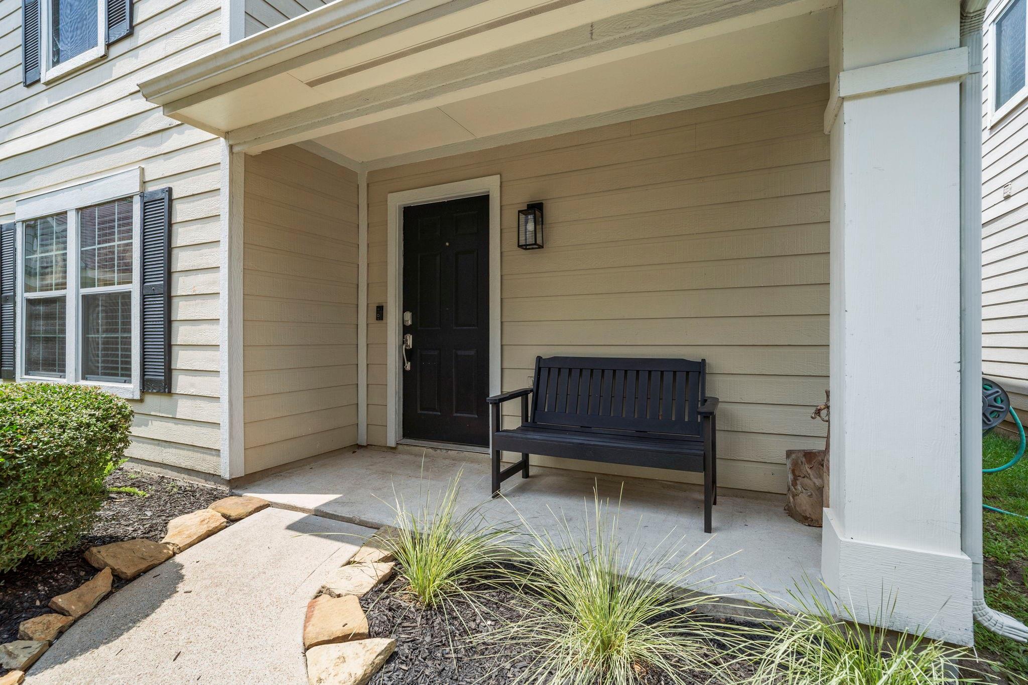 5831 Silver Oak
