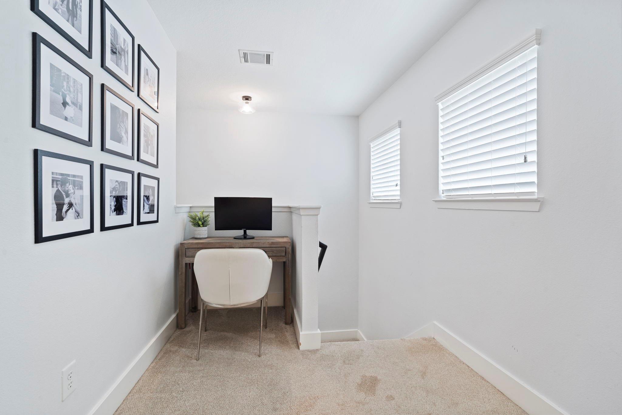 5831 Silver Oak