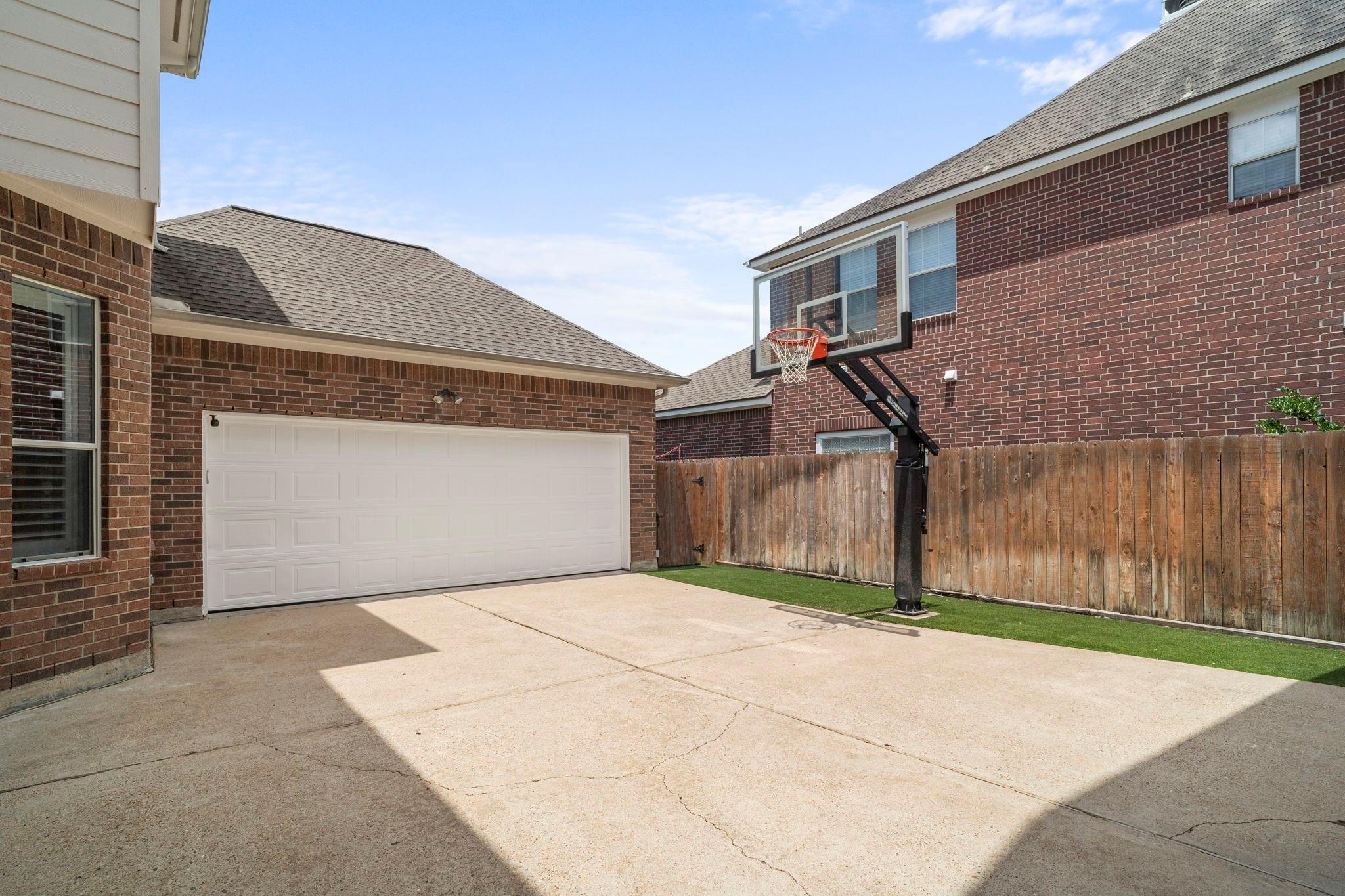 8607 Stones Throw Lane