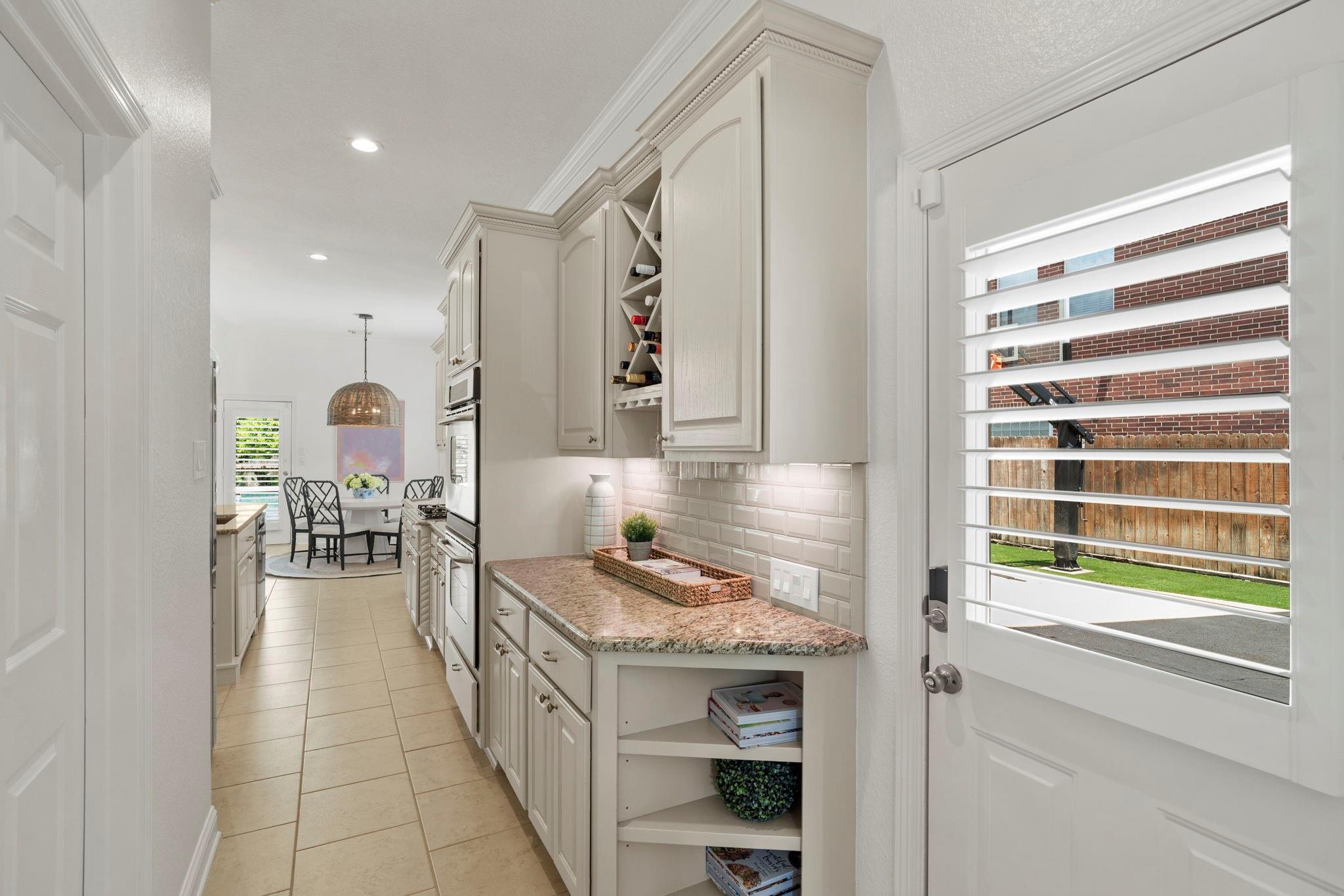 8607 Stones Throw Lane
