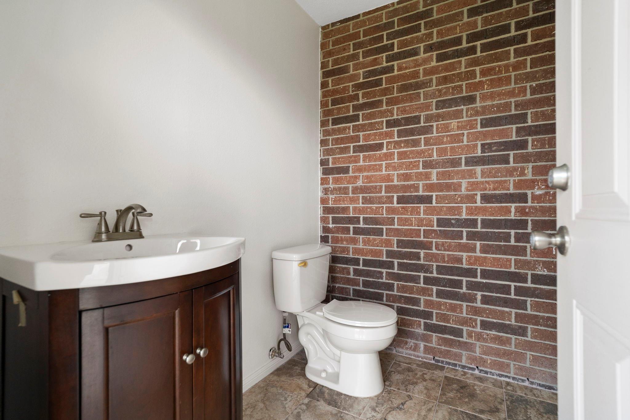 8607 Stones Throw Lane
