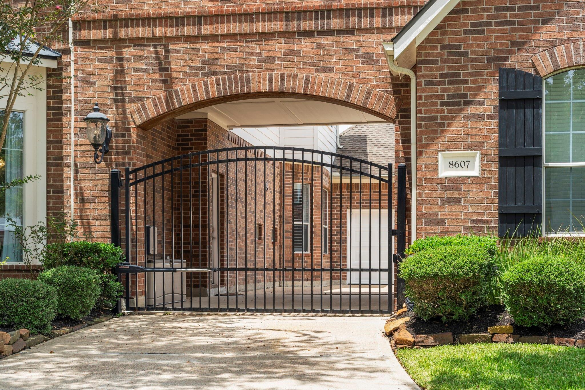 8607 Stones Throw Lane