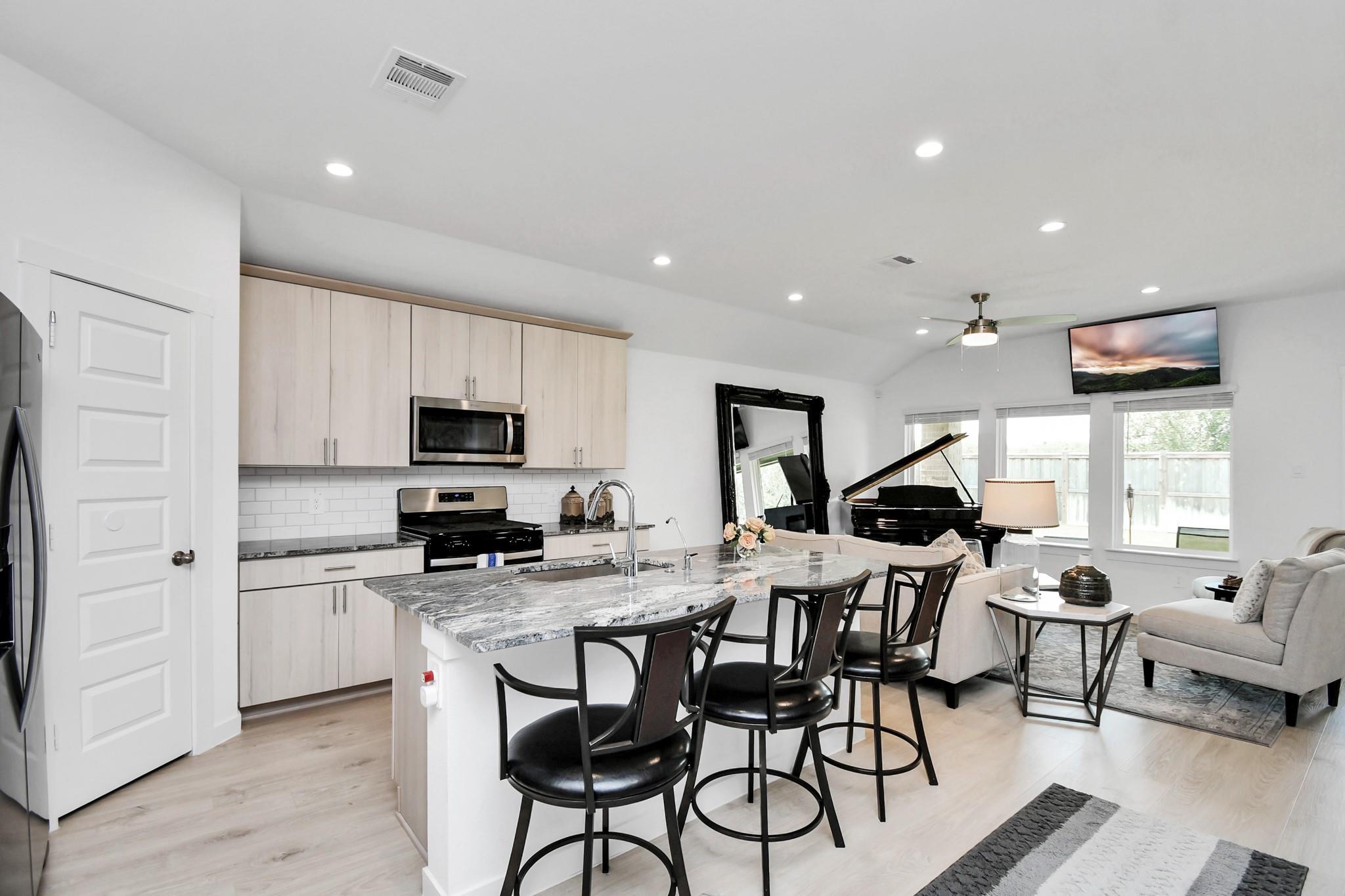 1630 Cedar Pointe Court