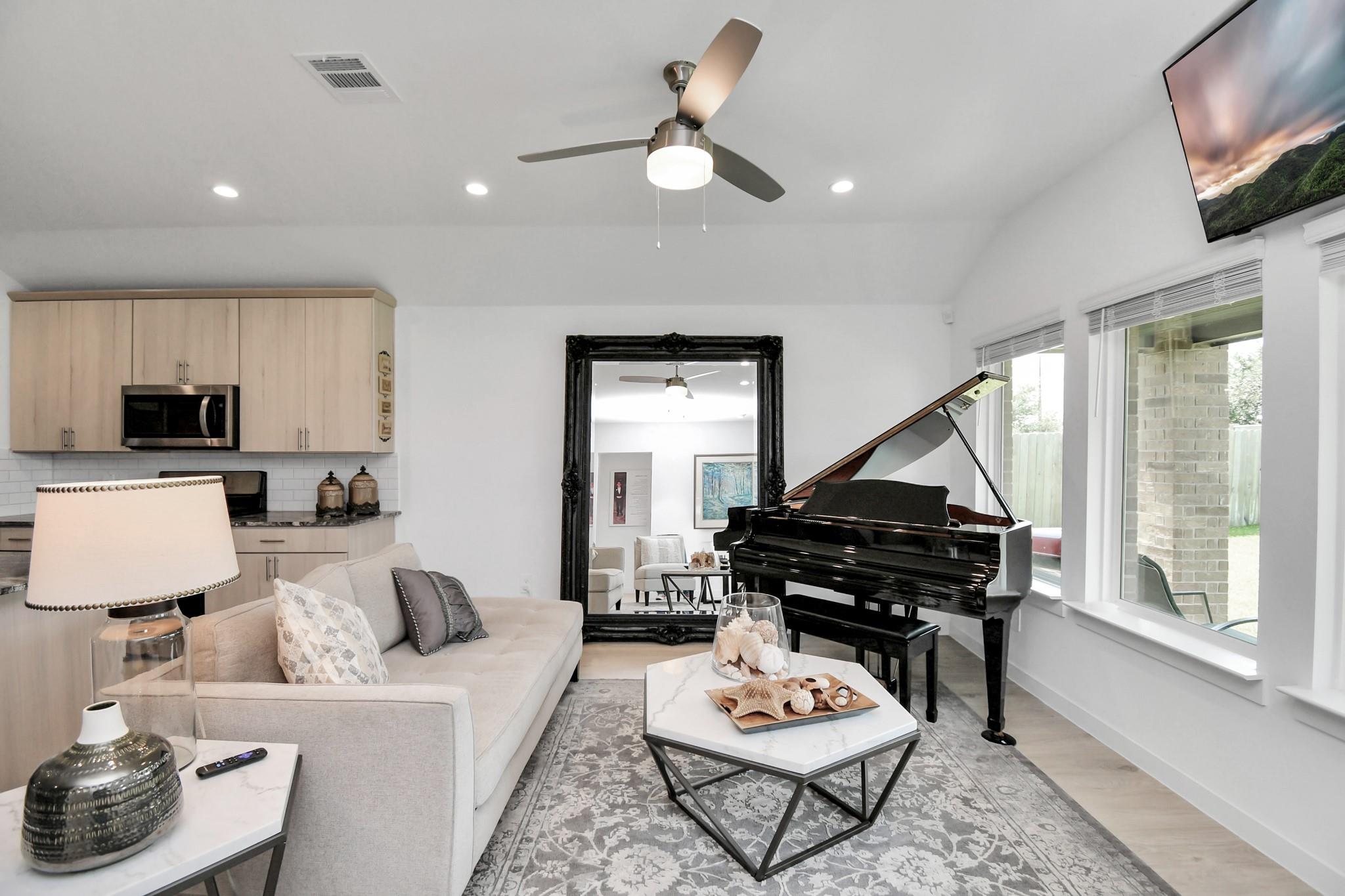 1630 Cedar Pointe Court