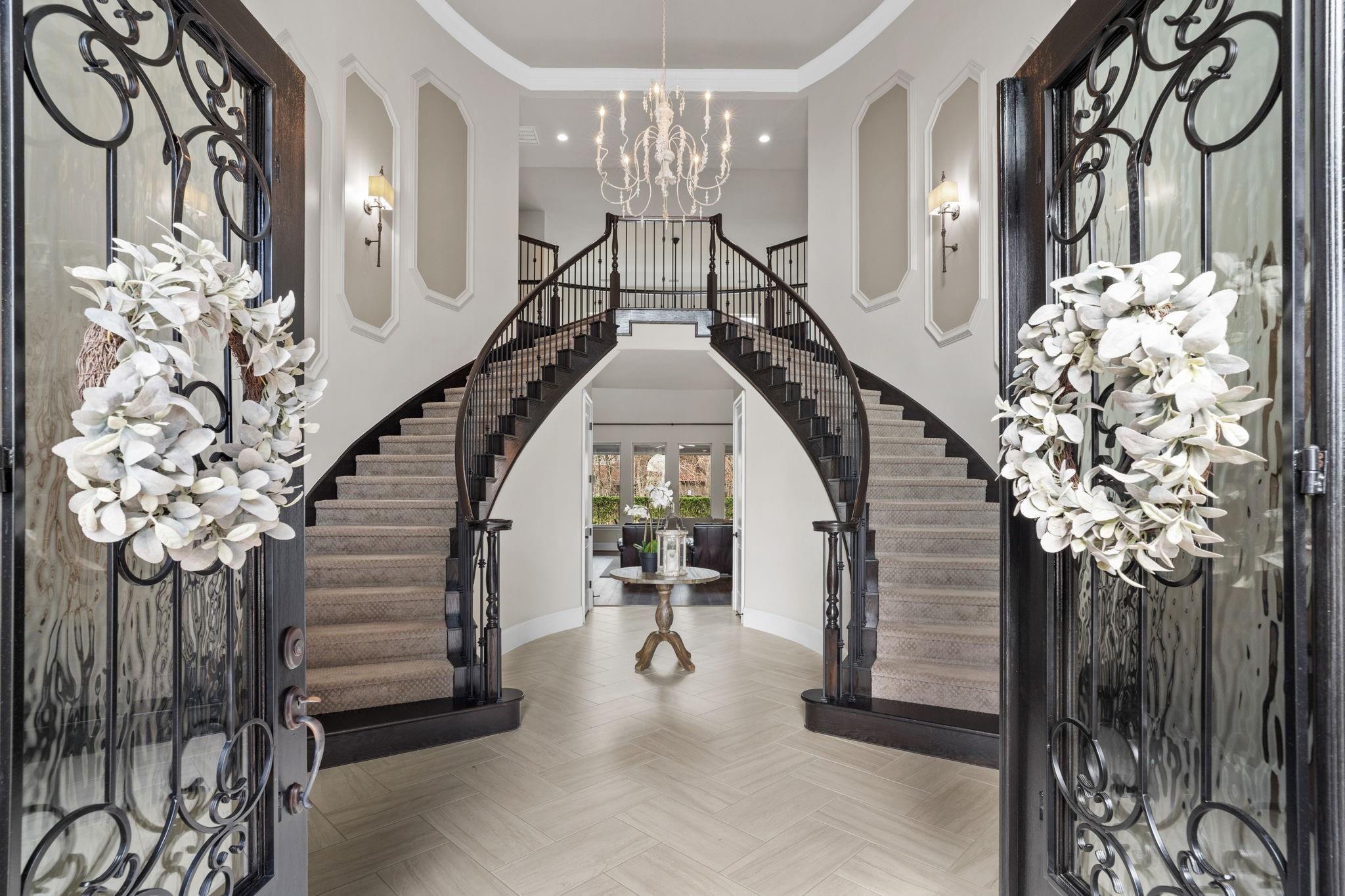 9503 Plaza Point Drive