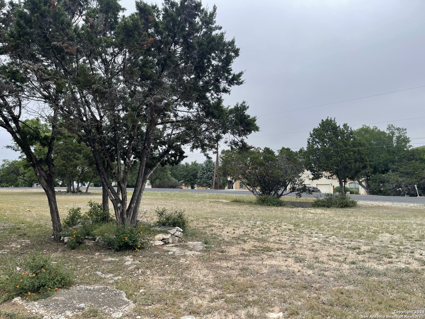 25909 APACHE CREEK