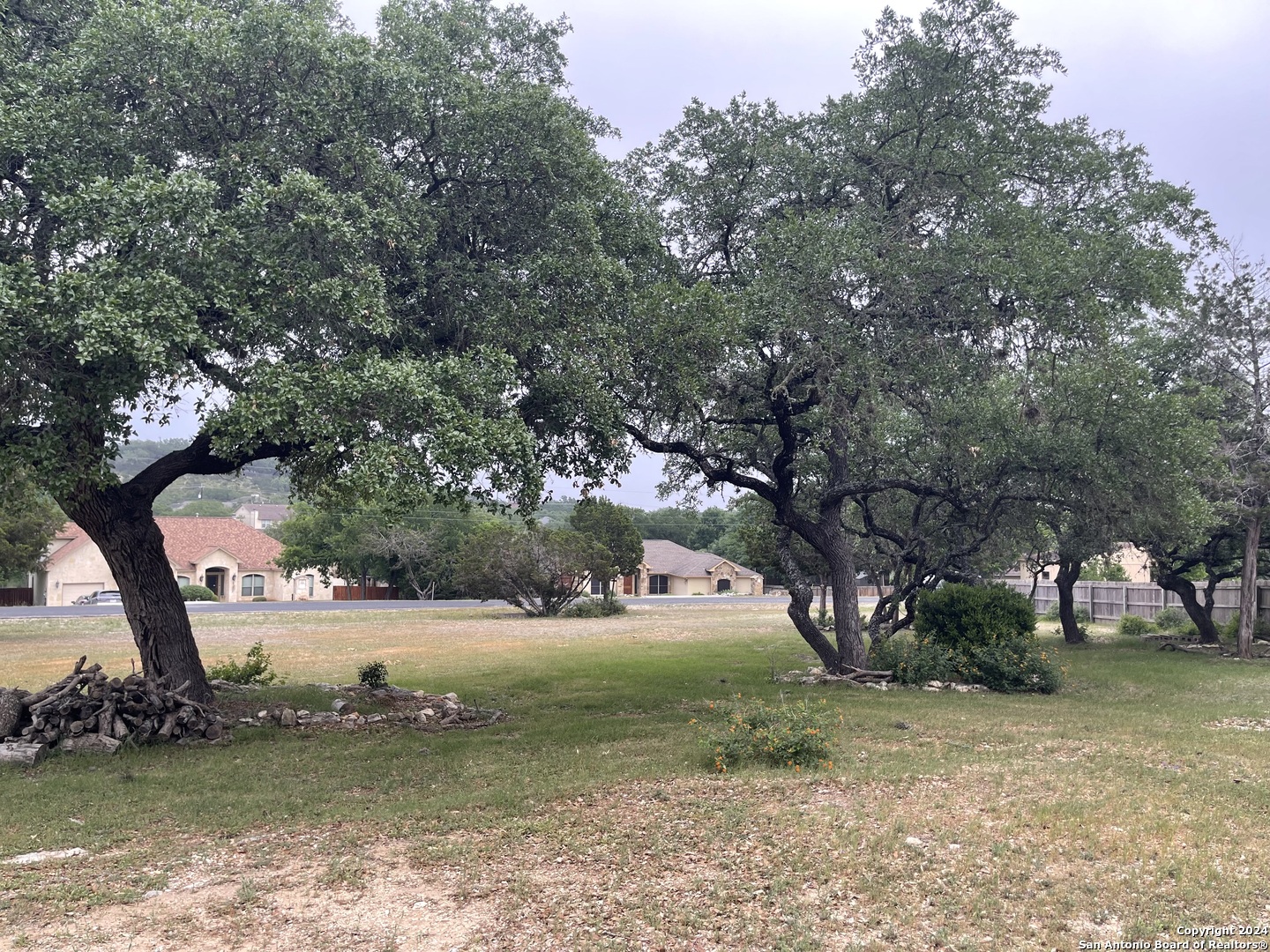 25909 APACHE CREEK