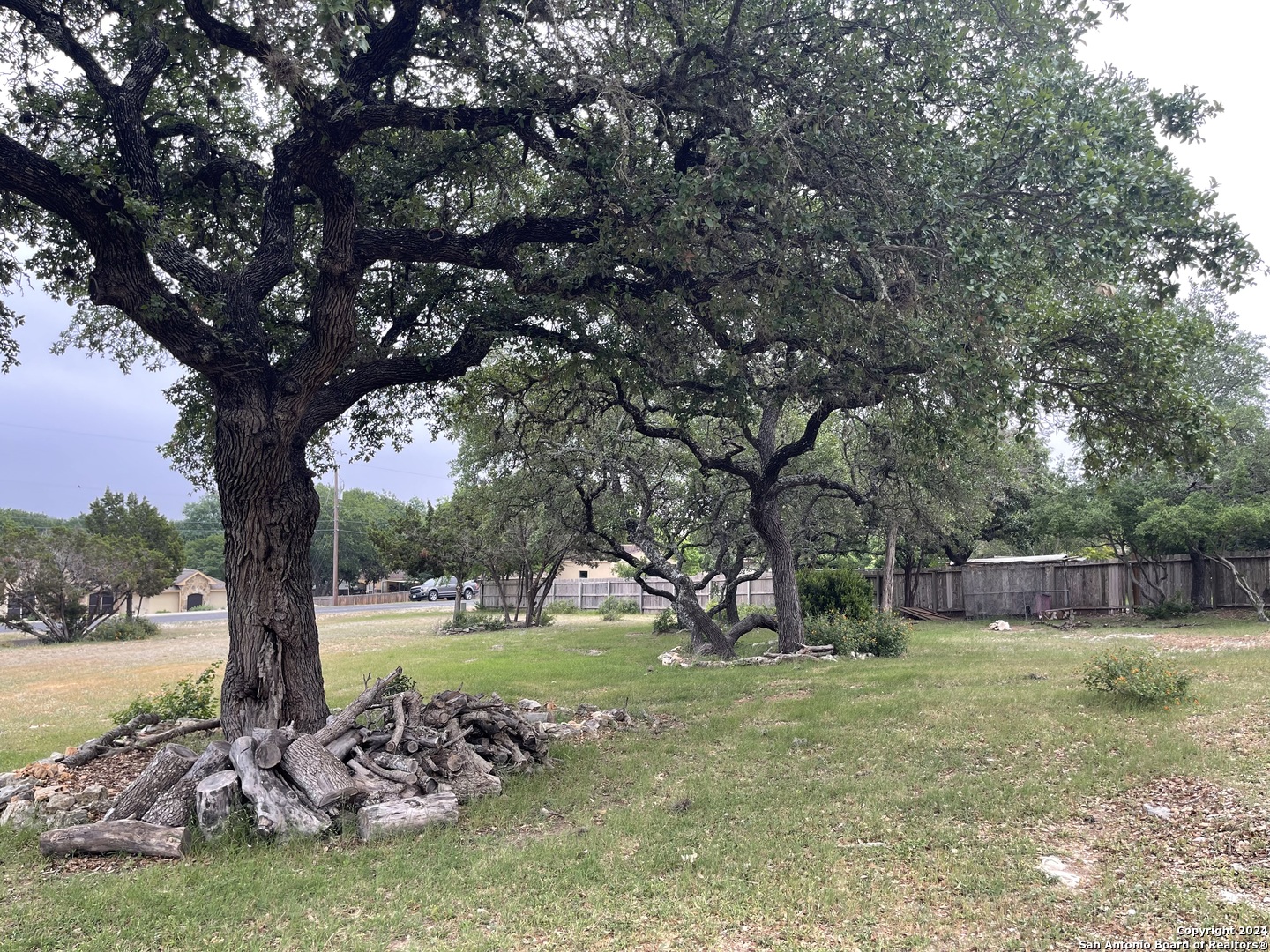 25909 APACHE CREEK