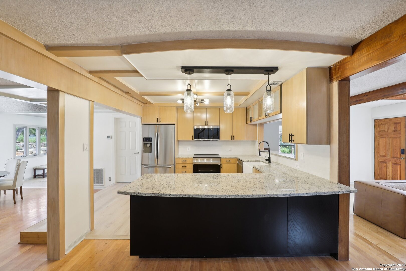 11000 Fm 32