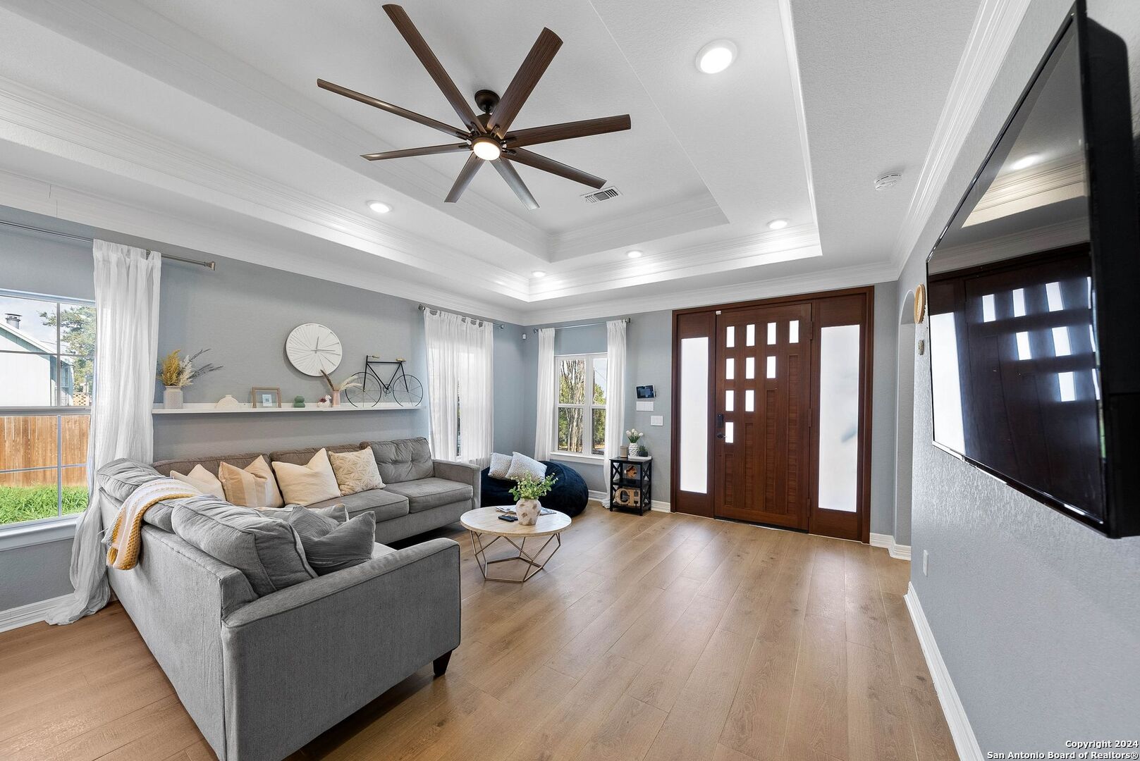 1392 Hillcrest Forest