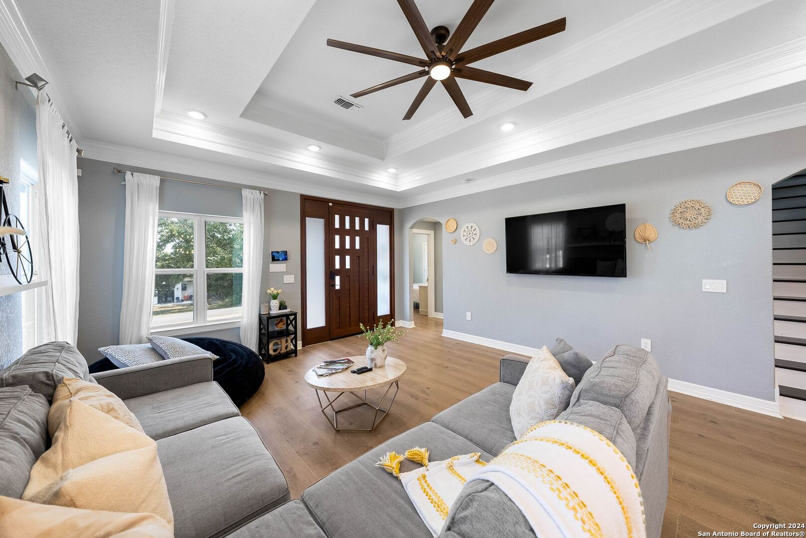 1392 Hillcrest Forest