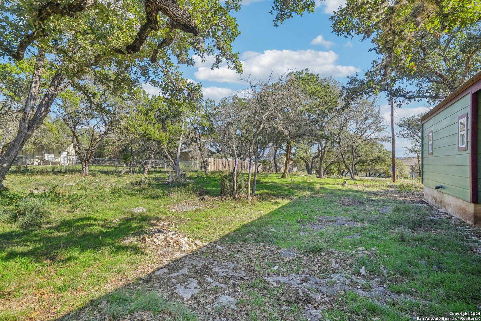 2035 Canyon Lake Dr