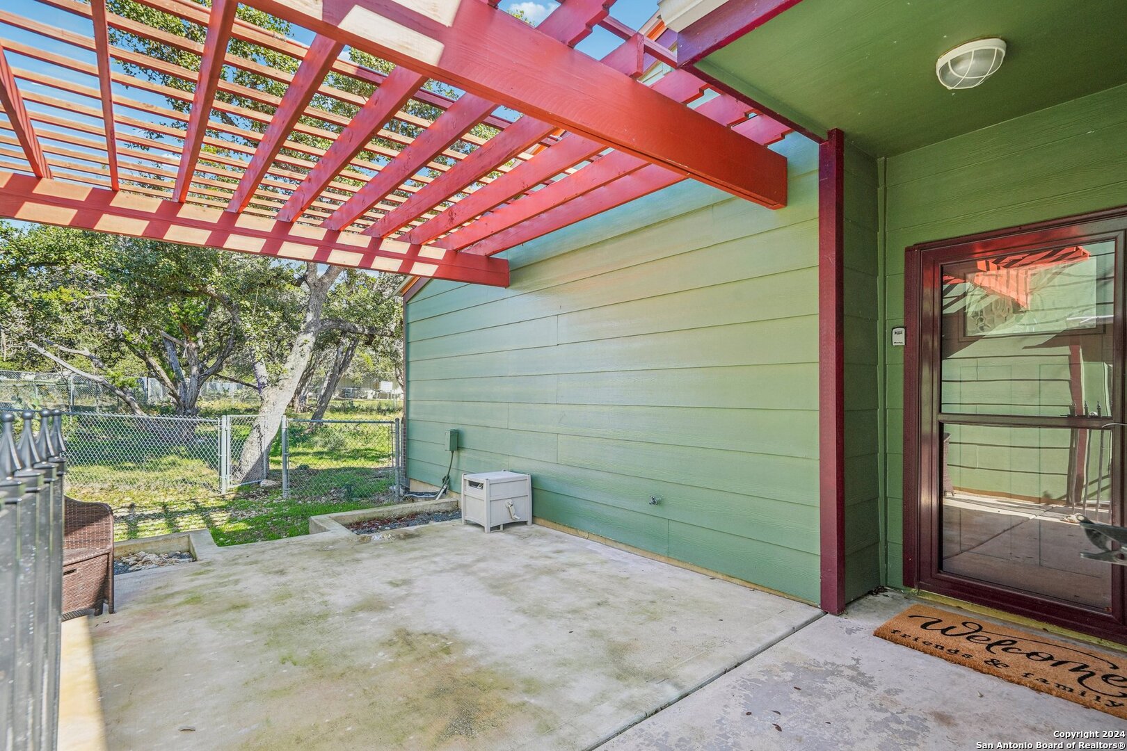 2035 Canyon Lake Dr