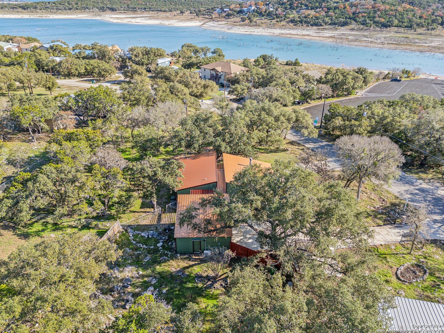2035 Canyon Lake Dr