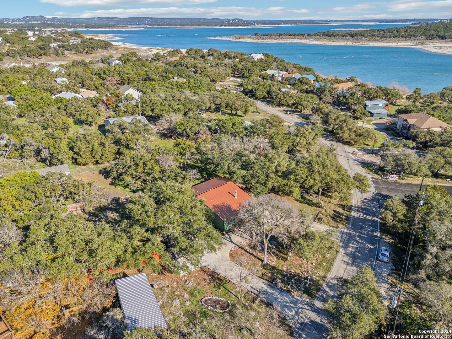 2035 Canyon Lake Dr