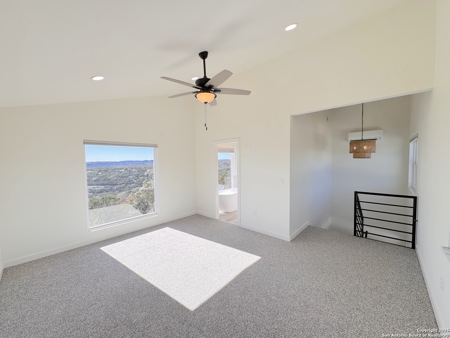 606 STENEN DR