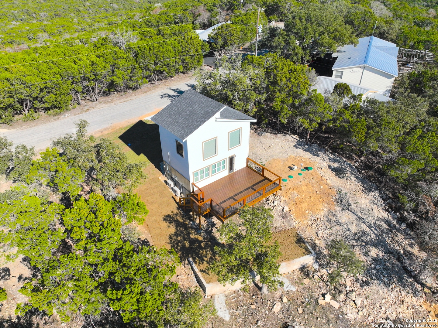606 STENEN DR