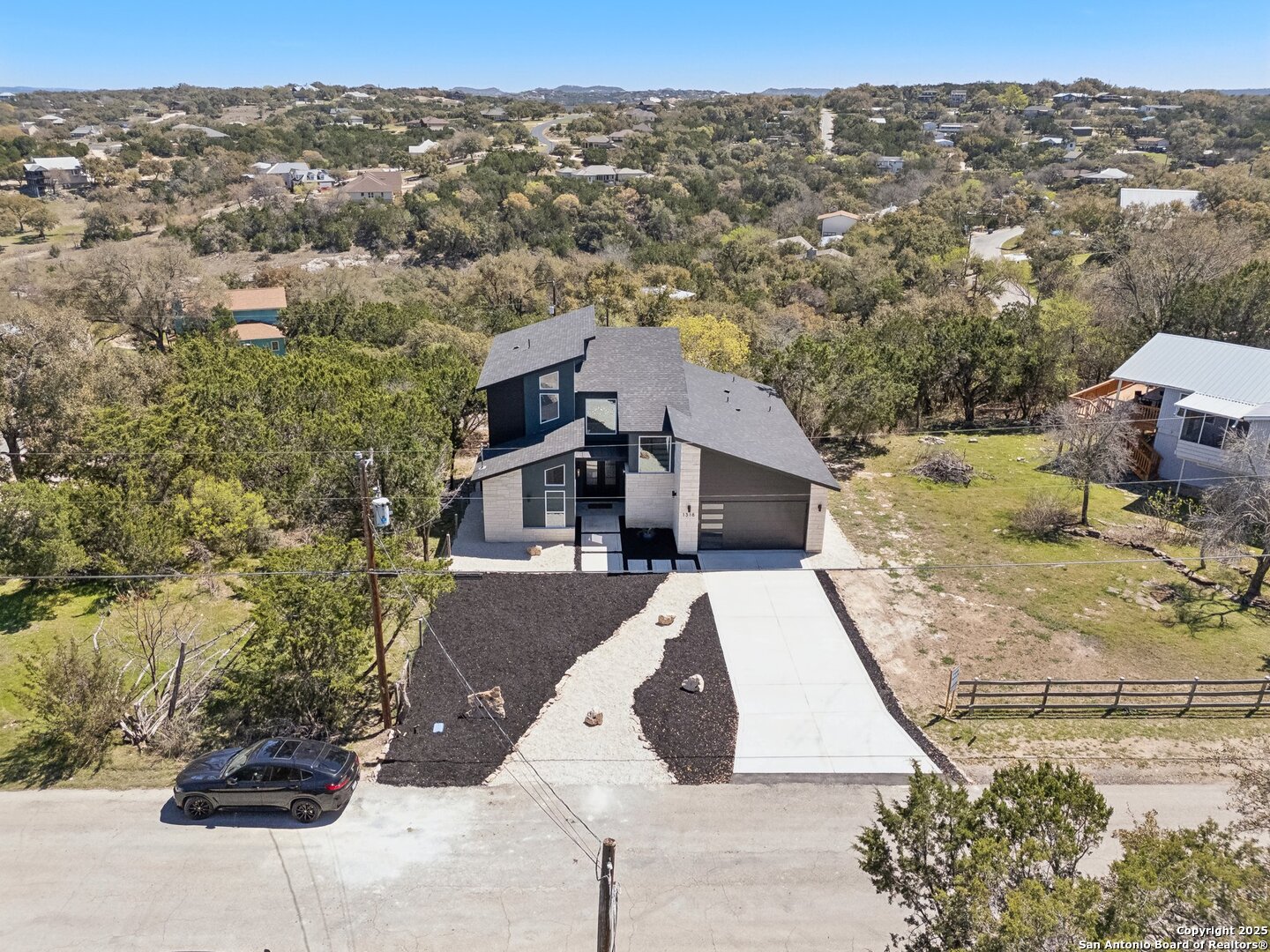 1318 Mountain Top