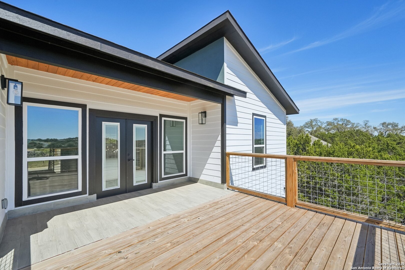 1318 Mountain Top