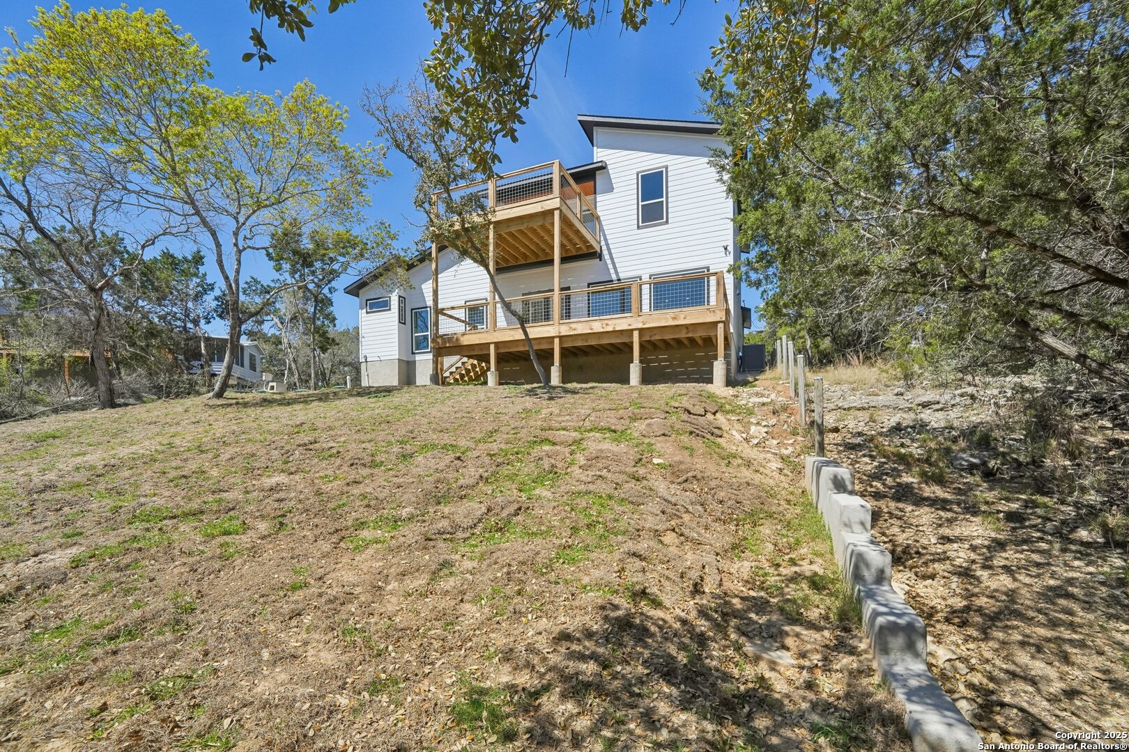1318 Mountain Top