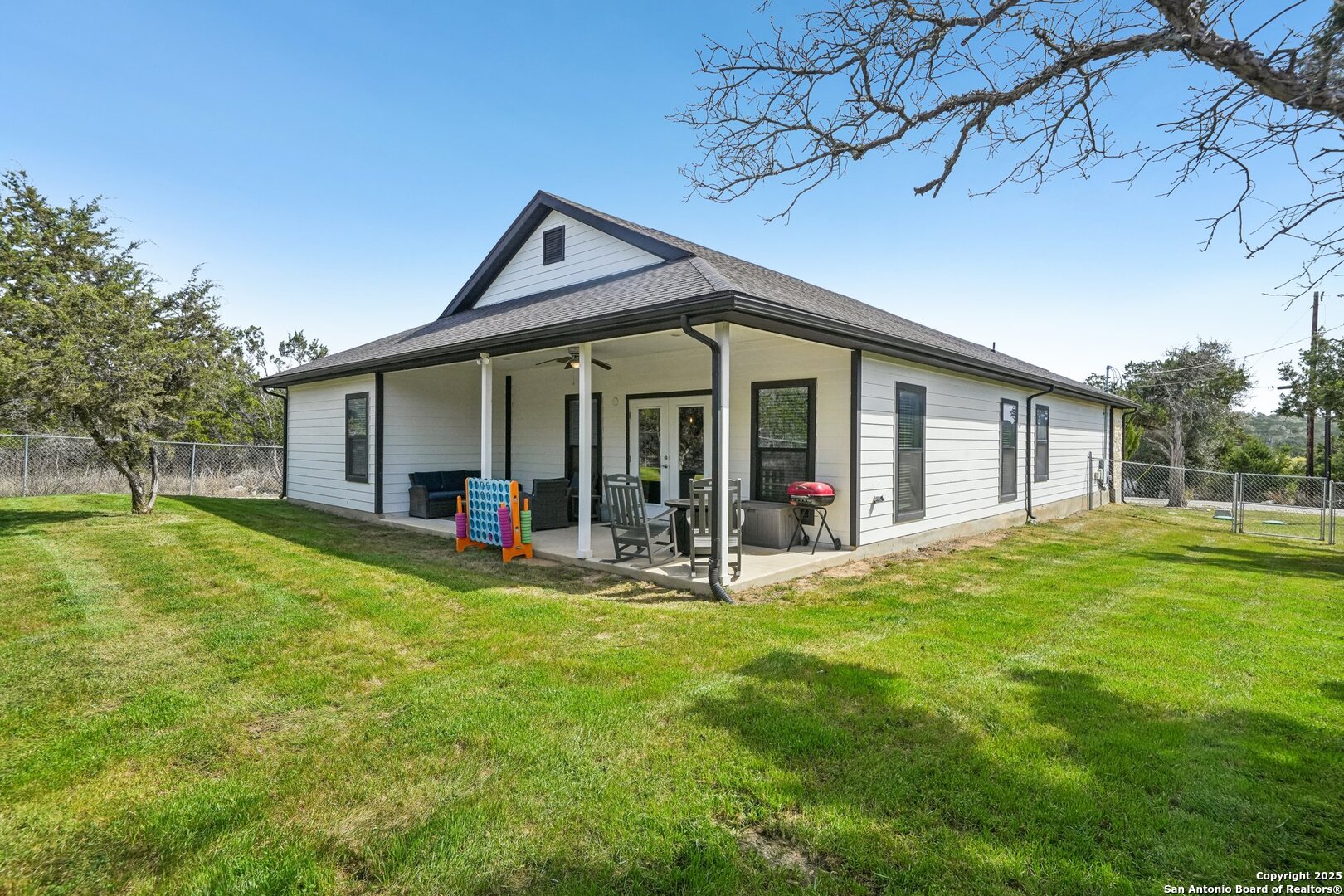 394 Cliffview