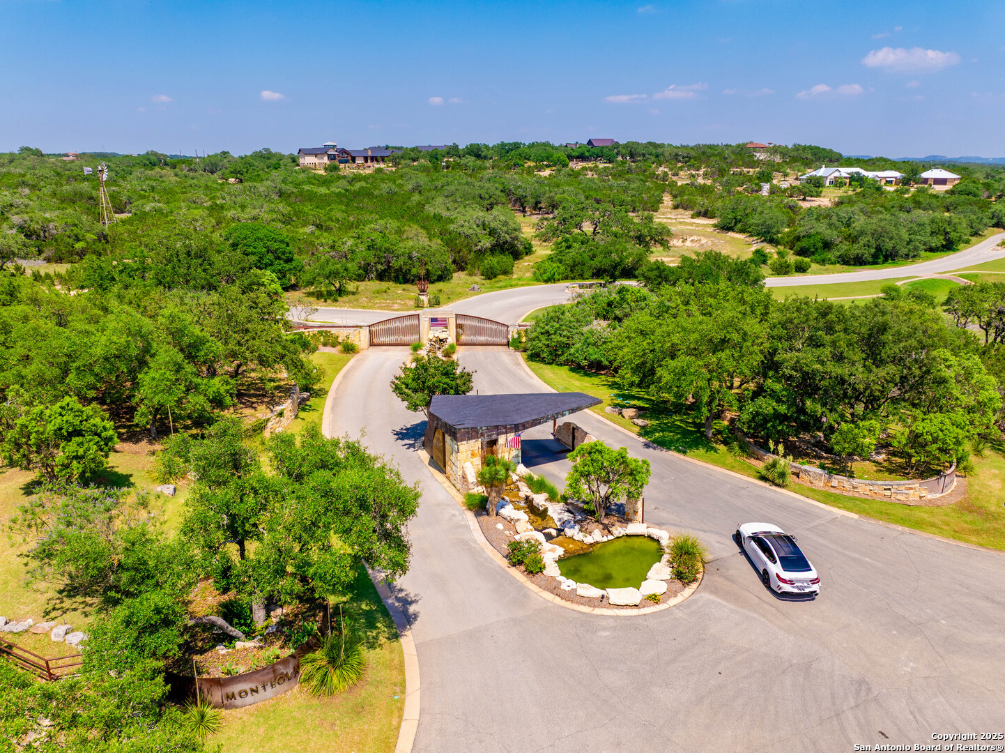 1107 Montecito Ln