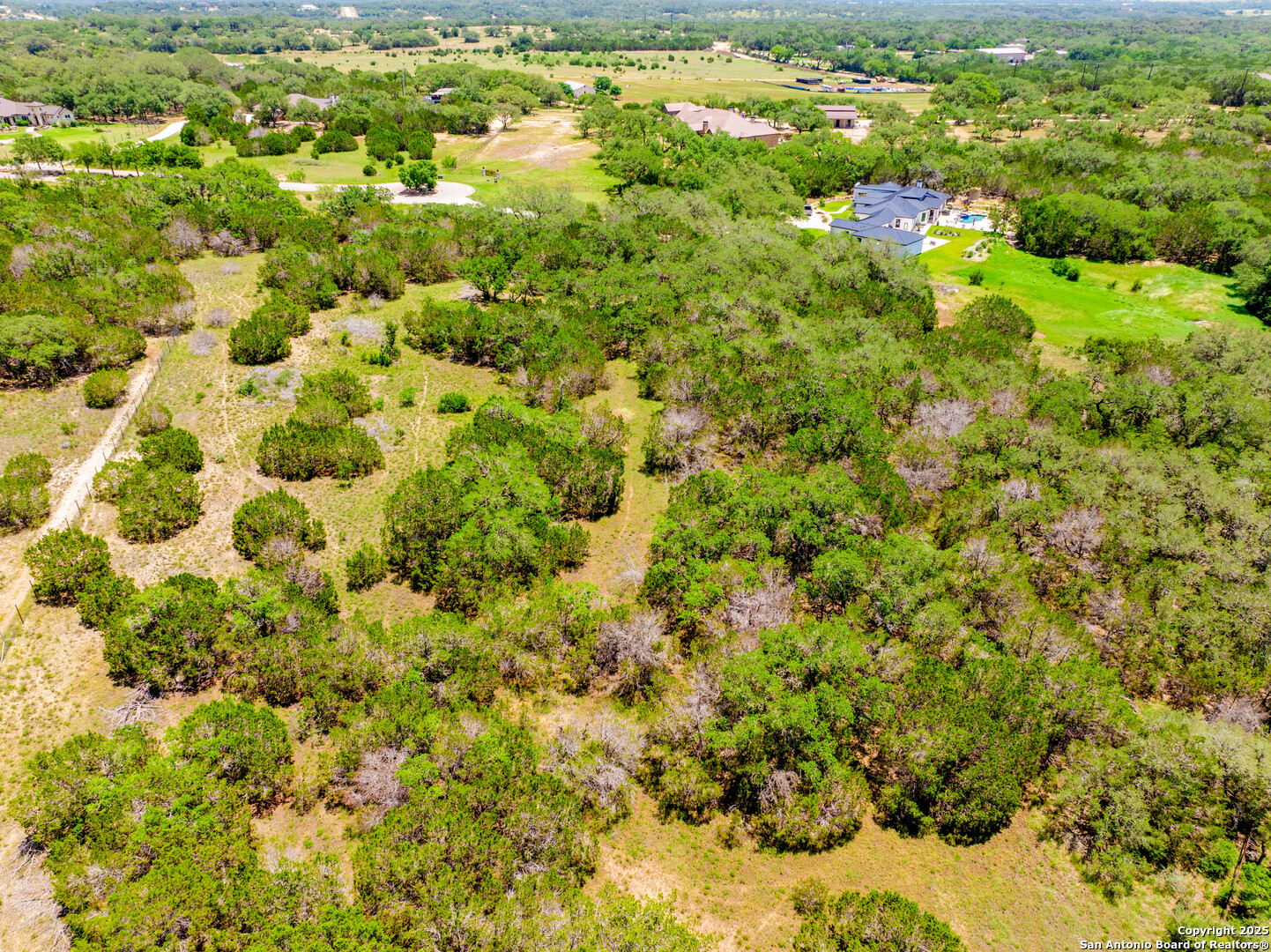 1107 Montecito Ln