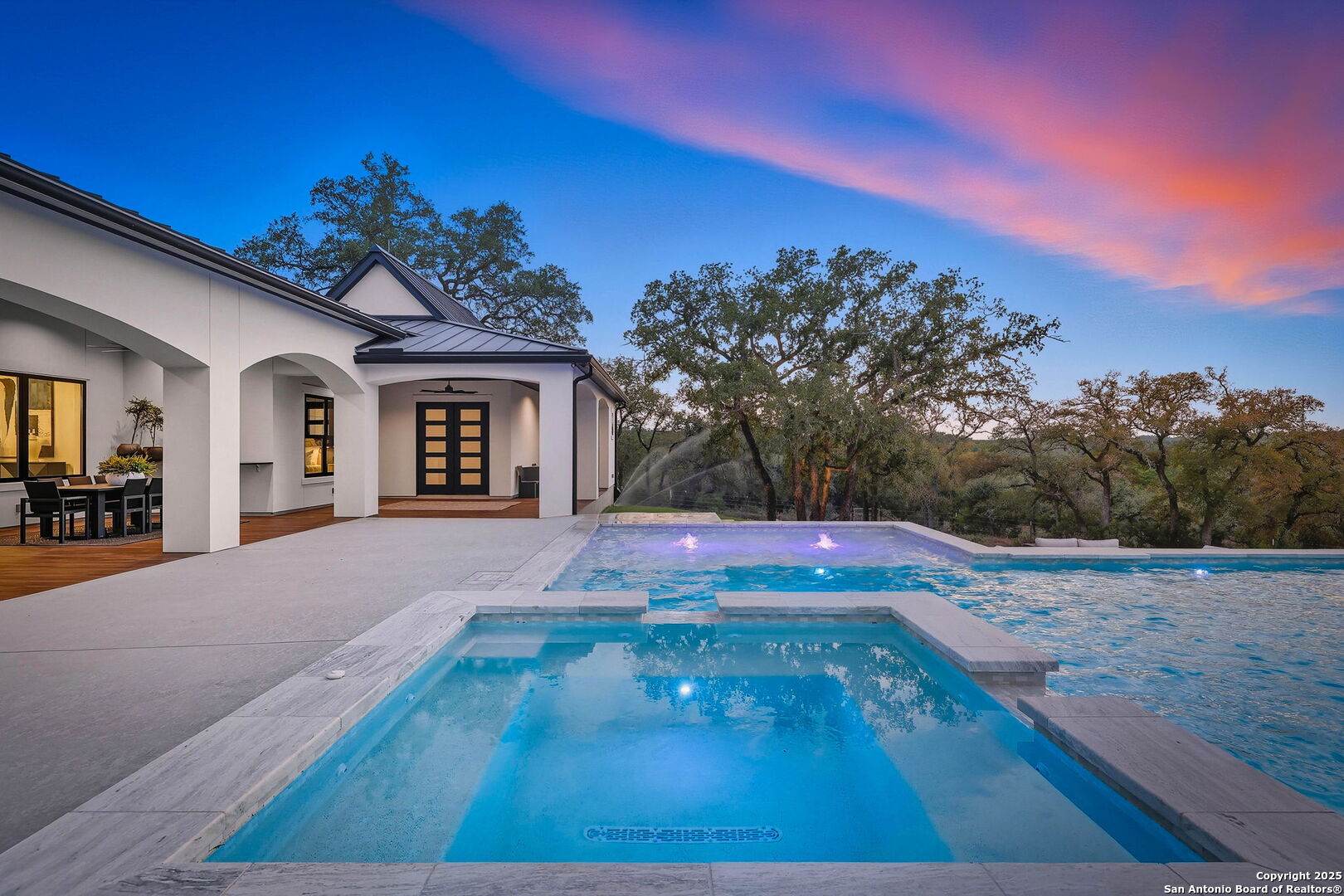 1107 Montecito