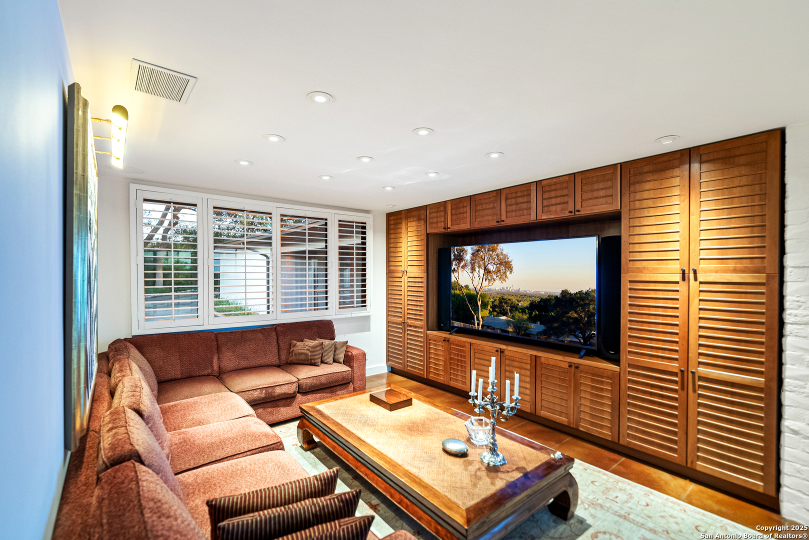 203 Lakeridge