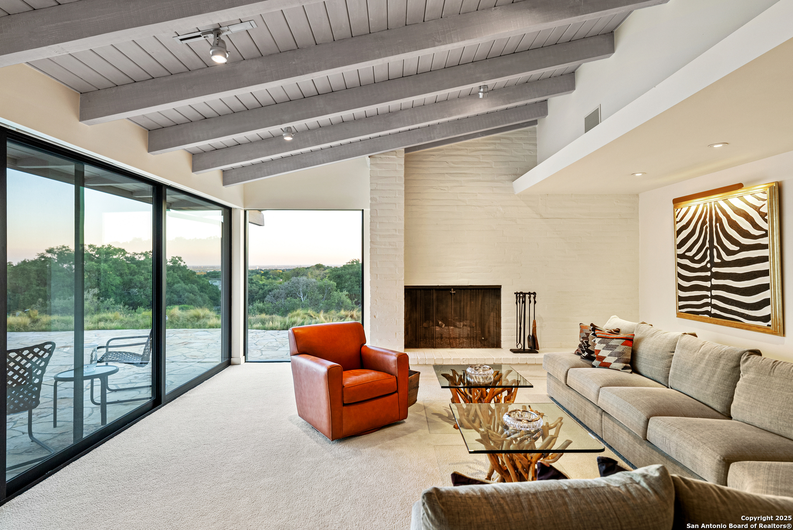 203 Lakeridge