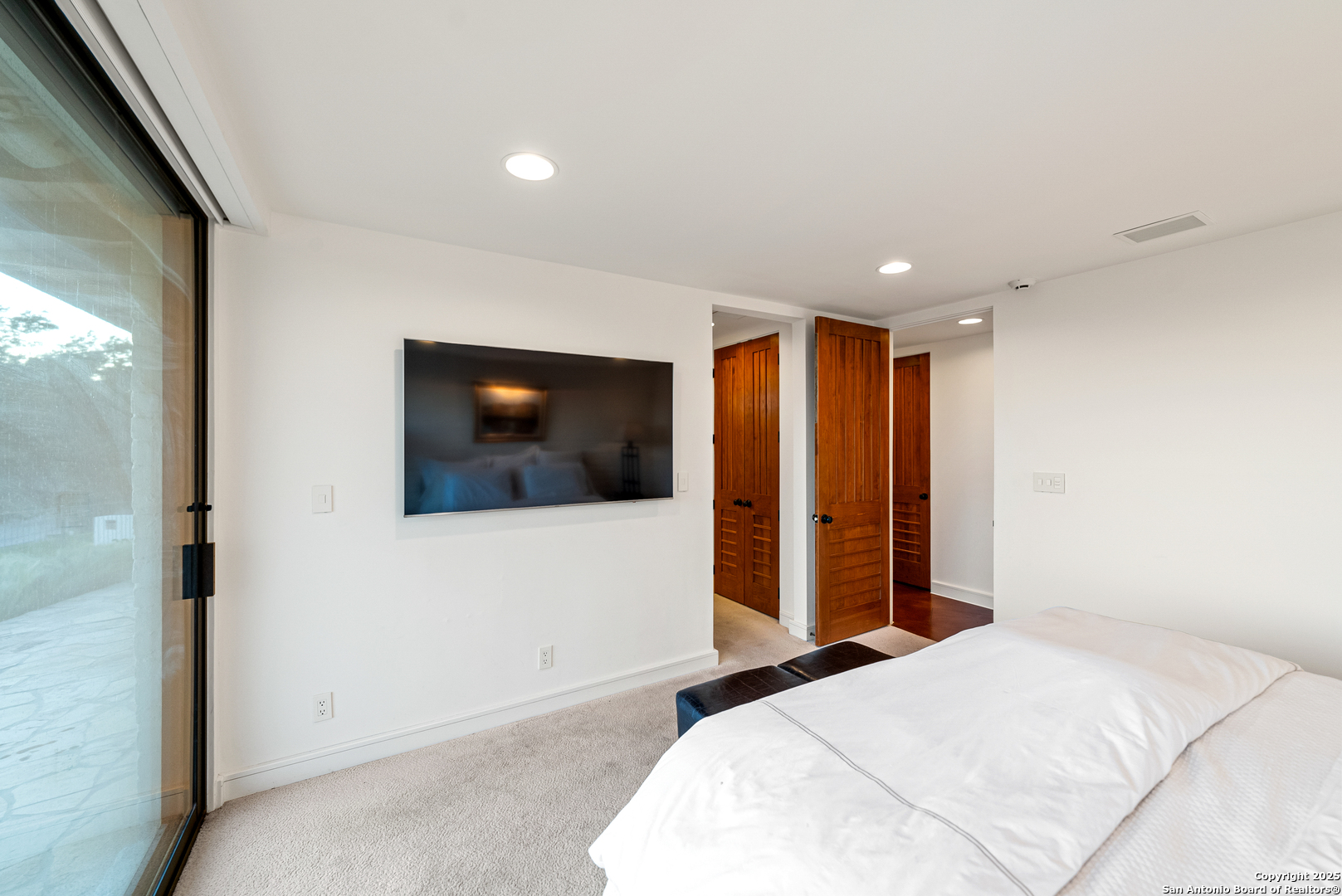 203 Lakeridge