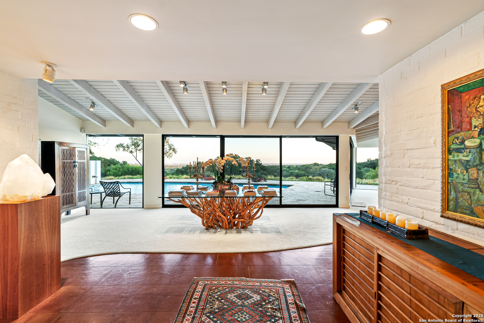 203 Lakeridge