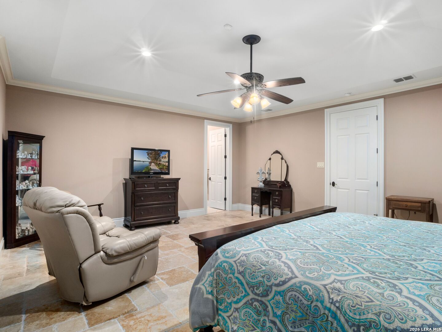 8730 Terra Gate