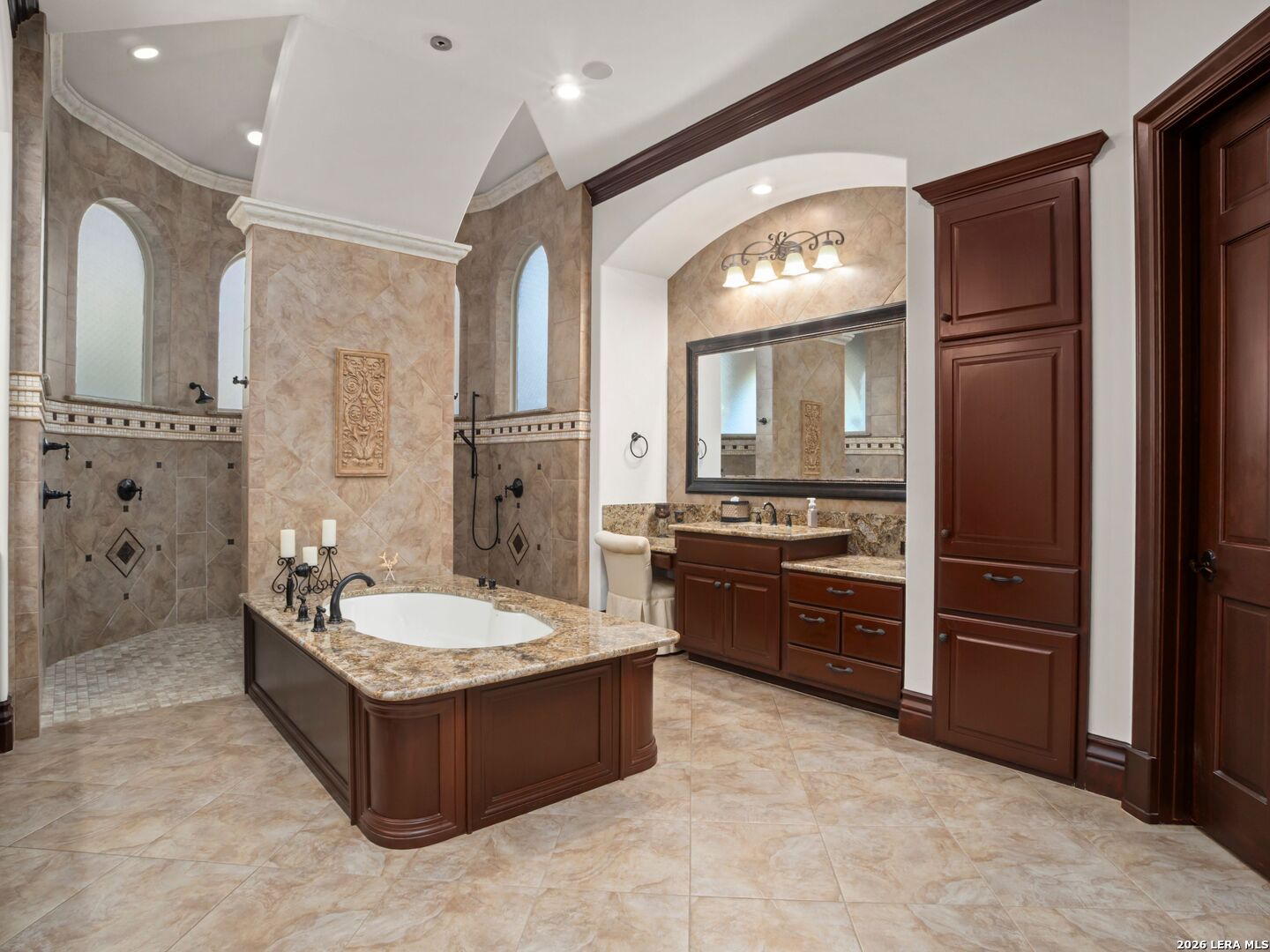8730 Terra Gate