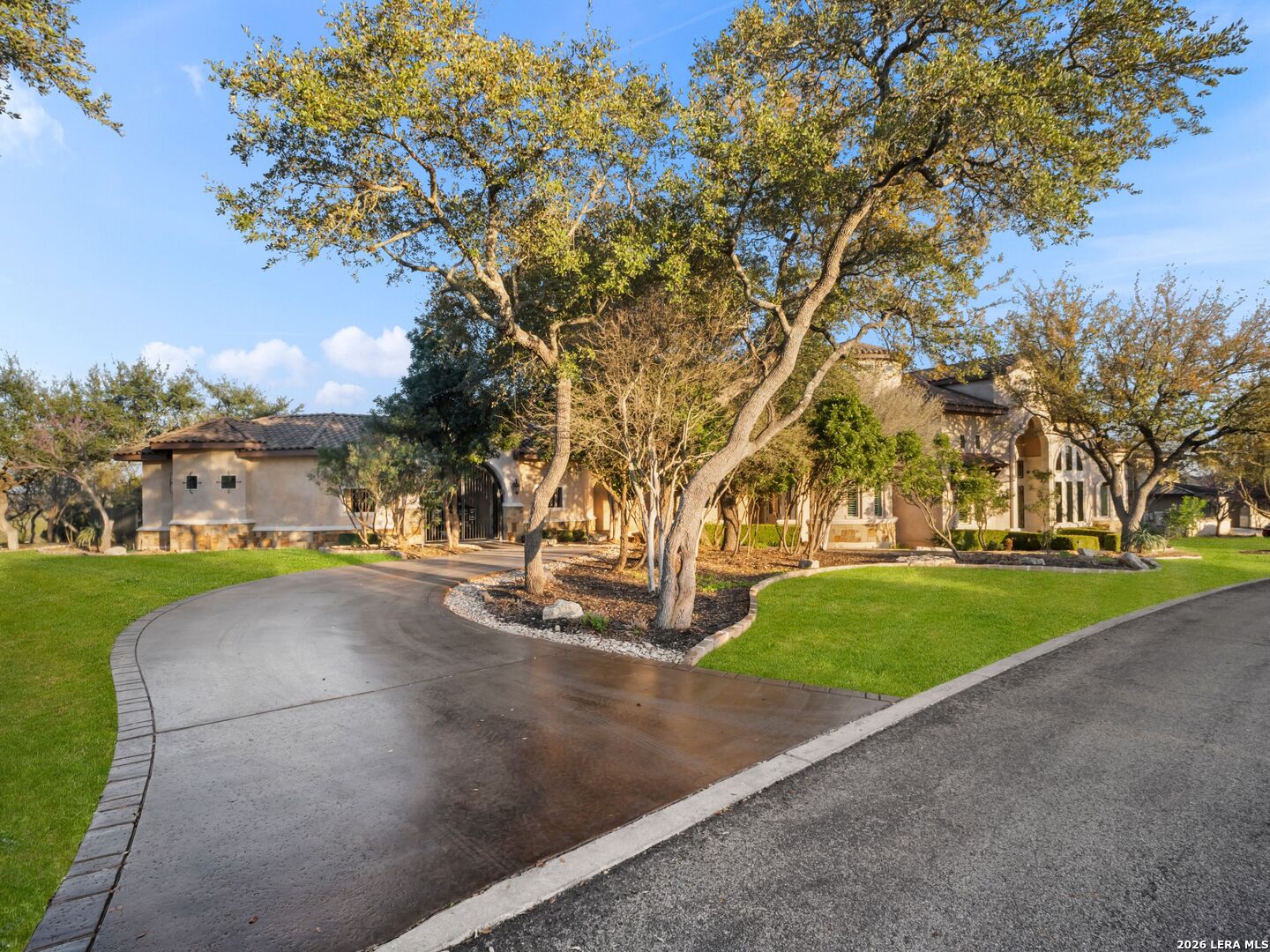 8730 Terra Gate