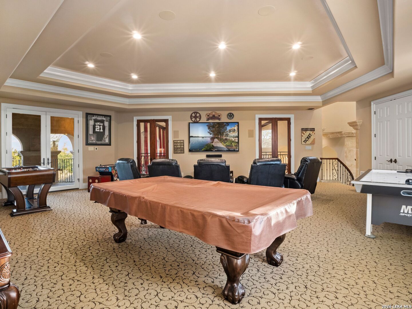 8730 Terra Gate