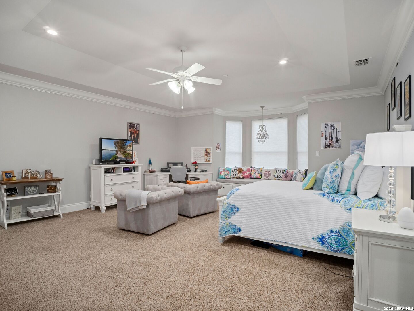 8730 Terra Gate