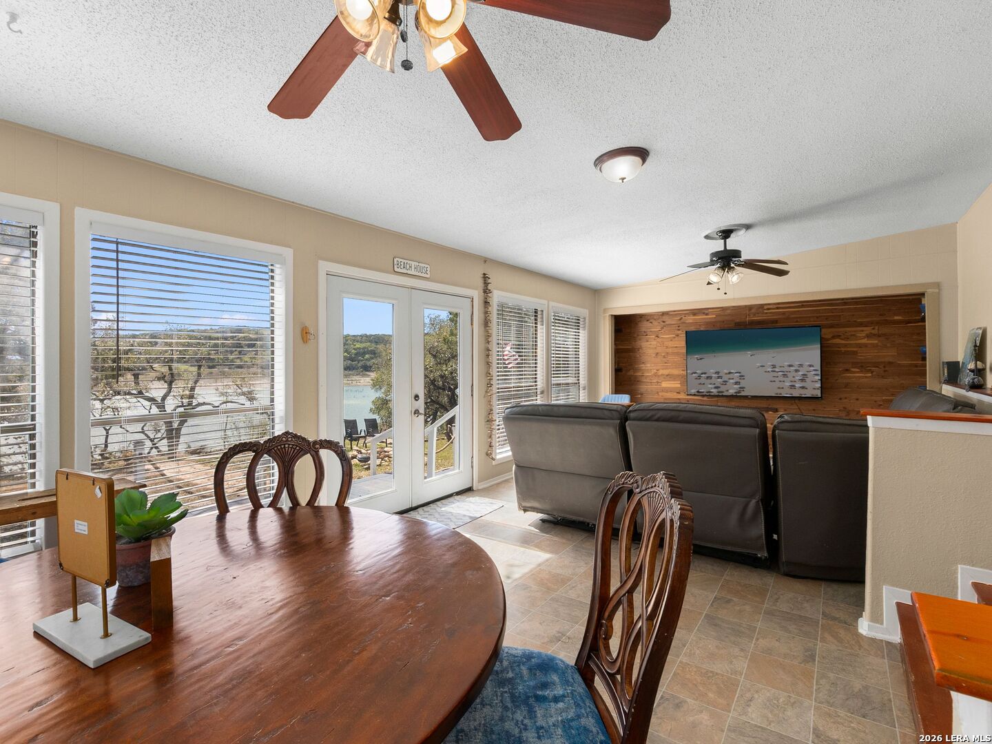 528 Rimrock Pass
