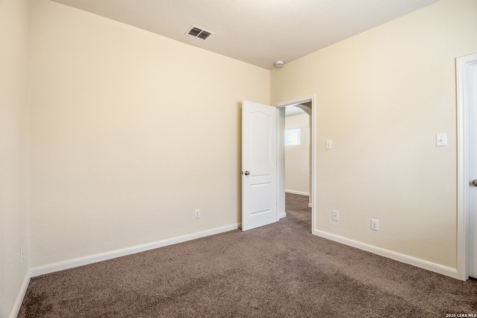 22915 Carriage Bush