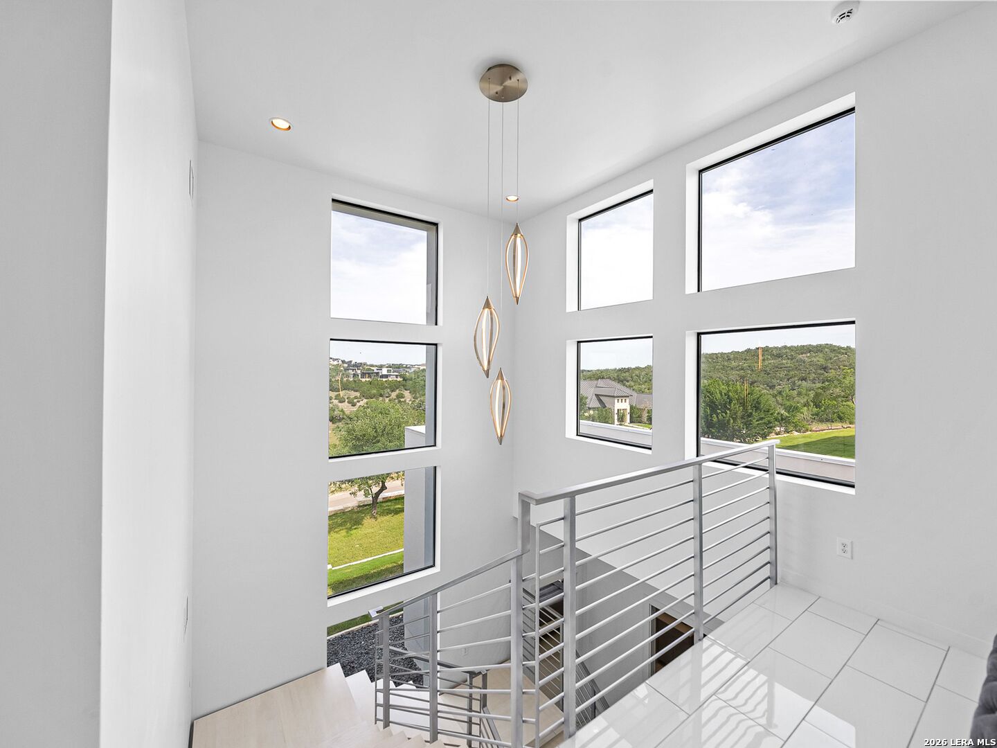 10015 Ivory Canyon
